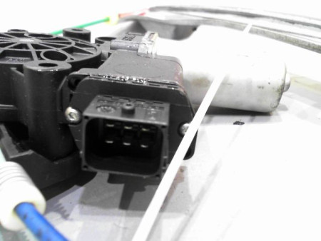 MECANISME+MOTEUR LEVE-GLACE AVANT GAUCHE OPEL CORSA