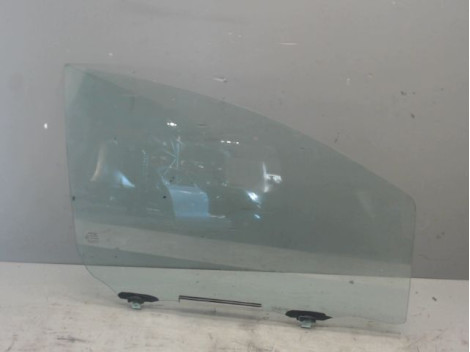 GLACE PORTE AVD TOYOTA YARIS