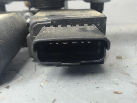 MECANISME+MOTEUR LEVE-GLACE ARRIERE DROIT PEUGEOT 2008