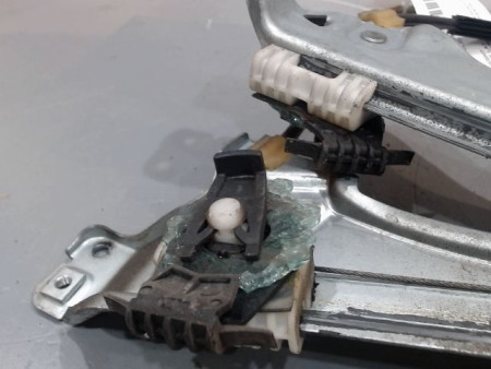 MECANISME+MOTEUR LEVE-GLACE AVANT DROIT RENAULT CLIO