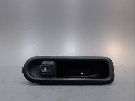 COMMANDE LEVE-GLACE PORTE AVD RENAULT CLIO