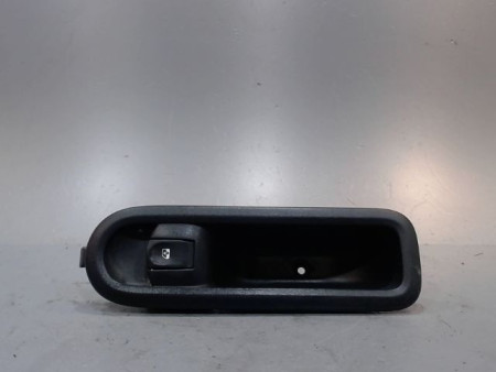 COMMANDE LEVE-GLACE PORTE AVD RENAULT CLIO