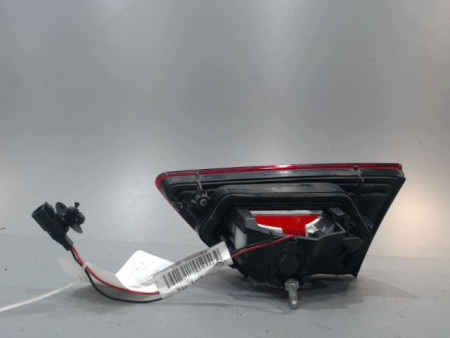 FEU ARRIERE INTERIEUR GAUCHE RENAULT CLIO