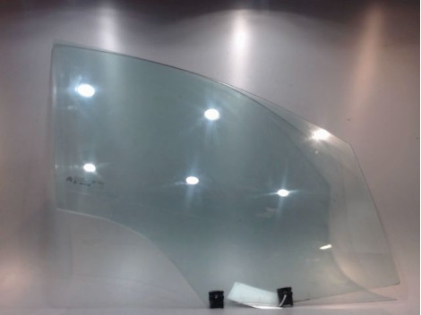 GLACE PORTE AVD CITROEN DS4