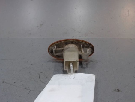 REPETITEUR AILE DROIT NISSAN PIXO