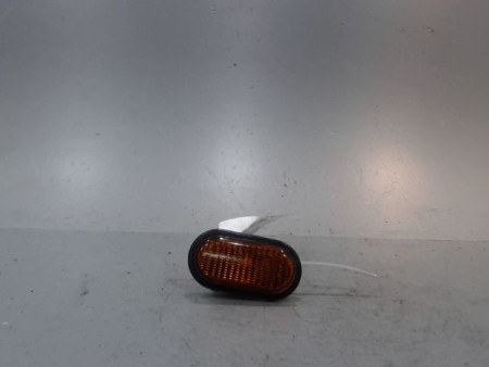 REPETITEUR AILE DROIT RENAULT KANGOO