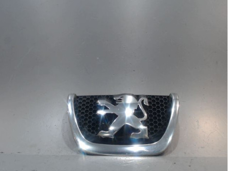 SIGLE CALANDRE PEUGEOT 5008