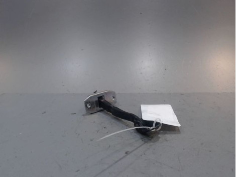 TIRANT PORTE AVANT DROIT NISSAN QASHQAI