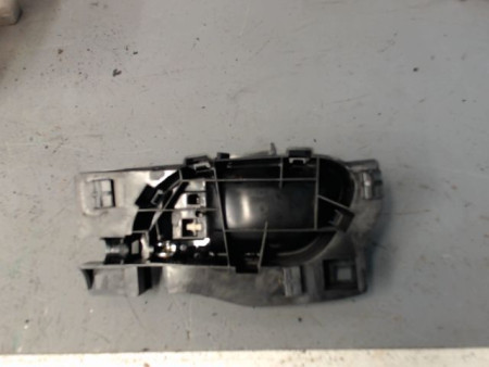 POIGNEE INTERIEURE PORTE AVANT DROIT PEUGEOT 3008