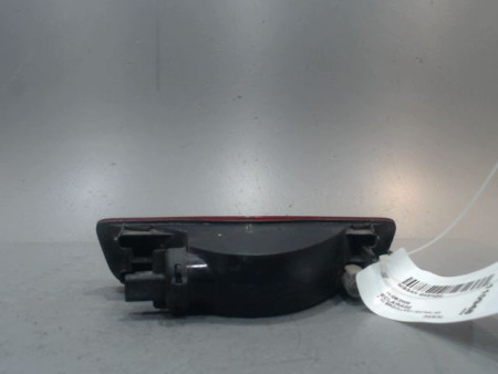 FEU BROUILLARD CENTRAL ARRIERE NISSAN QASHQAI