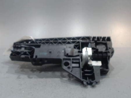 POIGNEE EXTERIEURE PORTE AVANT DROIT AUDI A4