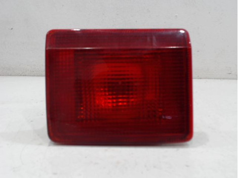 FEU BROUILLARD ARRIERE DROIT PEUGEOT 407