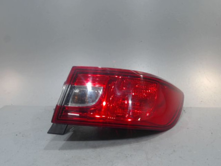 FEU ARRIERE DROIT RENAULT CLIO