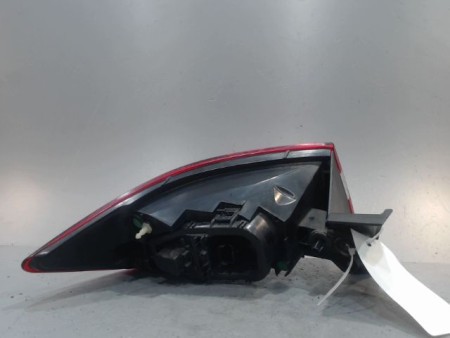 FEU ARRIERE DROIT RENAULT CLIO
