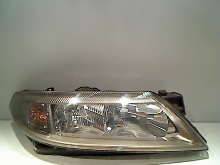 PHARE DROIT RENAULT LAGUNA II ESTATE 00-05