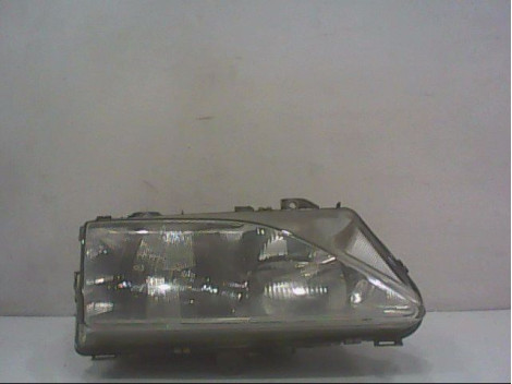 PHARE GAUCHE PEUGEOT 806