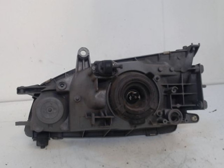 PHARE DROIT TOYOTA HI-ACE