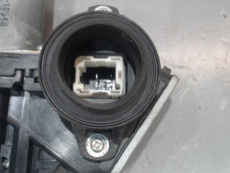 MECANISME+MOTEUR LEVE-GLACE AVANT GAUCHE TOYOTA RAV4