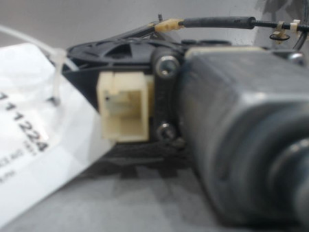 MECANISME+MOTEUR LEVE-GLACE AVANT DROIT SEAT LEON