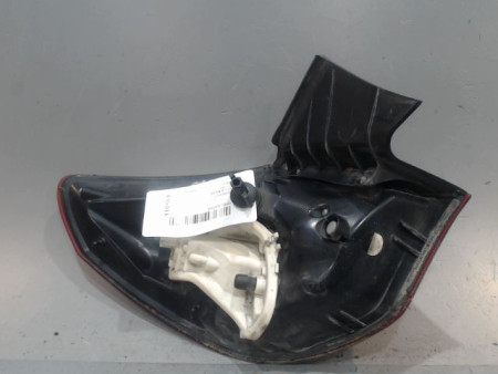 FEU ARRIERE DROIT OPEL ASTRA