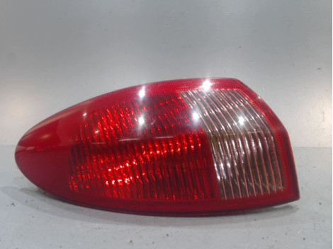 FEU ARRIERE GAUCHE  ALFA ROMEO 147