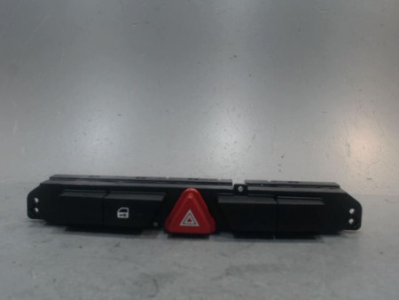 BOUTON DE WARNING KIA CEE-D