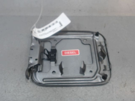 VOLET DE TRAPPE CARBURANT NISSAN JUKE