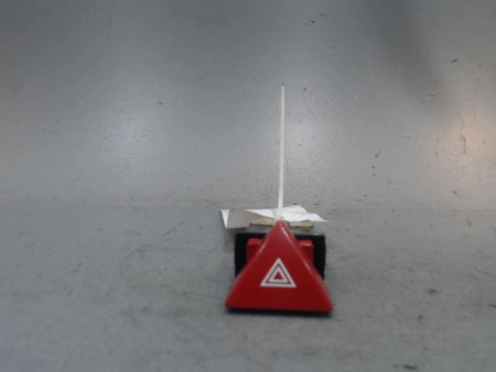 BOUTON DE WARNING KIA PICANTO