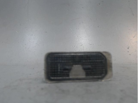ECLAIREUR PLAQUE DE POLICE DROIT FORD C-MAX