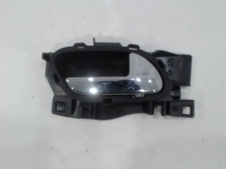 POIGNEE INTERIEURE PORTE AVANT DROIT PEUGEOT 308