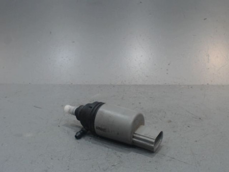 POMPE LAVE-GLACE AVANT B.M.W. SERIE 7