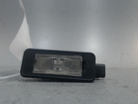 ECLAIREUR PLAQUE DE POLICE GAUCHE PEUGEOT 208