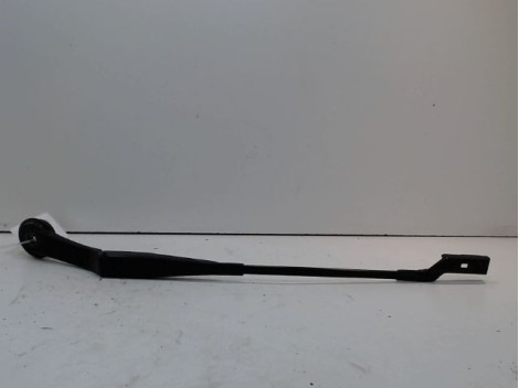 BRAS ESSUIE-GLACE AVANT DROIT FORD FOCUS