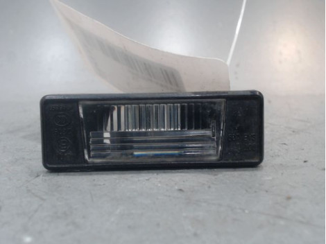 ECLAIREUR PLAQUE DE POLICE GAUCHE NISSAN PULSAR