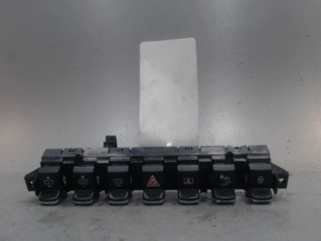 BOUTON DE WARNING PEUGEOT 3008