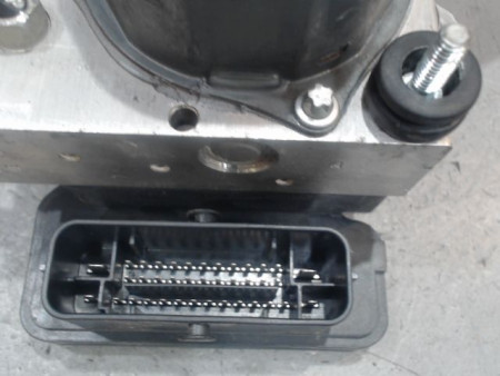 UNITE HYDRAULIQUE ABS OPEL CORSA