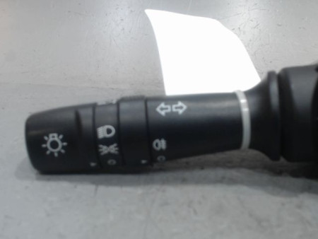 COMMANDE CLIGNOTANT KIA RIO