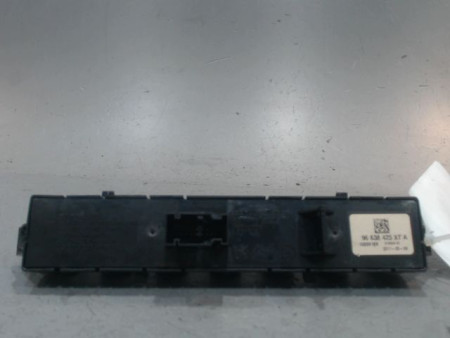 BOUTON DE WARNING PEUGEOT 3008