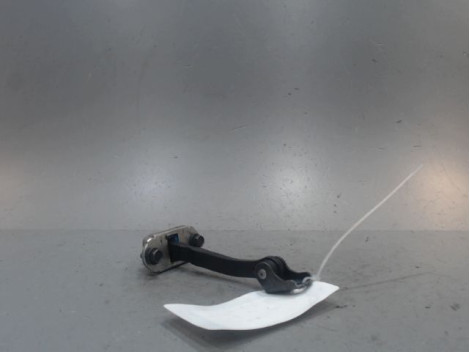 TIRANT PORTE AVANT GAUCHE NISSAN QASHQAI