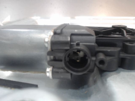 MECANISME+MOTEUR LEVE-GLACE AVANT DROIT NISSAN QASHQAI