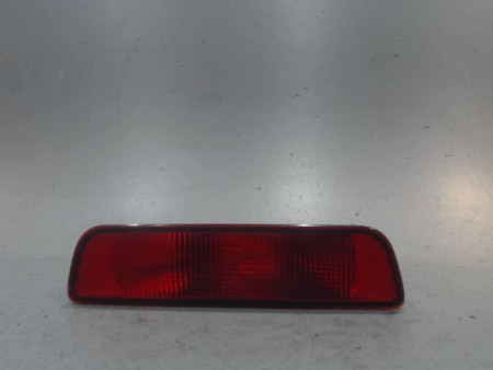 FEU BROUILLARD CENTRAL ARRIERE NISSAN QASHQAI