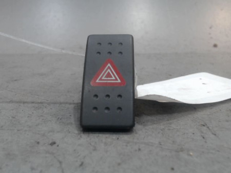 BOUTON DE WARNING SUZUKI SWIFT