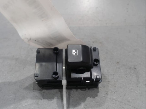 COMMANDE LEVE-GLACE PORTE AVD KIA XCEED