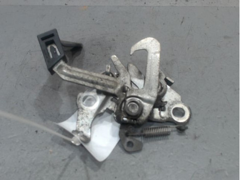 SERRURE CAPOT PEUGEOT 5008