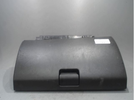 BOITE A GANTS CHEVROLET CAPTIVA