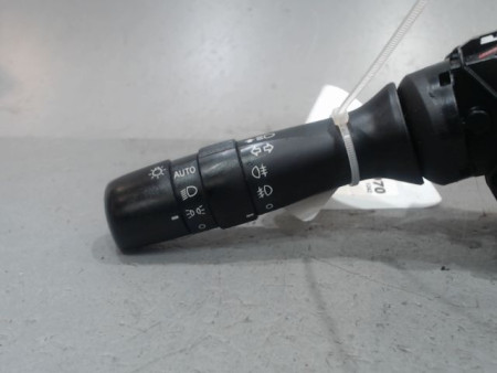 COMMANDE CLIGNOTANT TOYOTA YARIS