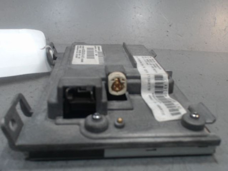ECRAN GPS PEUGEOT 208