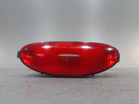 FEU BROUILLARD CENTRAL ARRIERE PEUGEOT 206