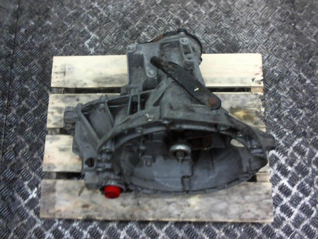BOITE A VITESSE MECANIQUE M.G. ZR 105