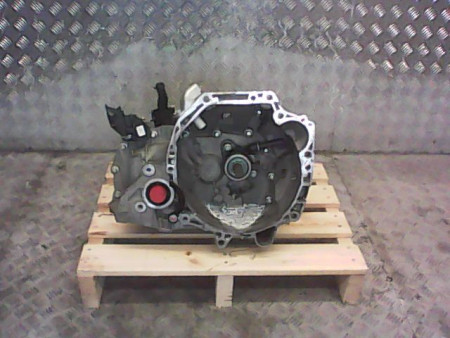 BOITE A VITESSE MECANIQUE NISSAN MICRA 1.0